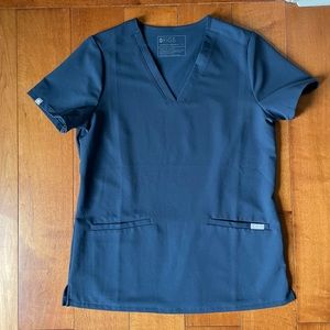 FIGS Casma 3-pocket scrub top